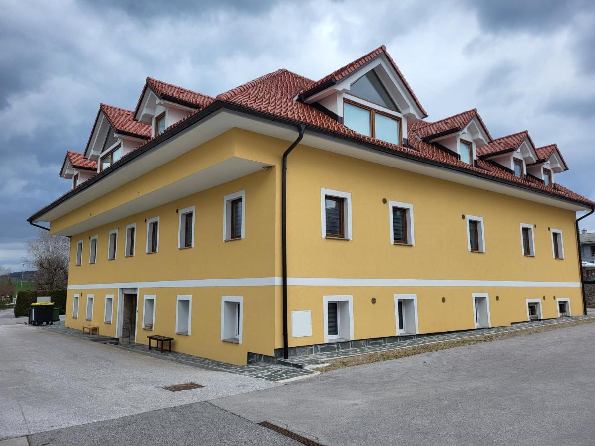 Stara Posta Apartment 5 Grosuplje Kültér fotó